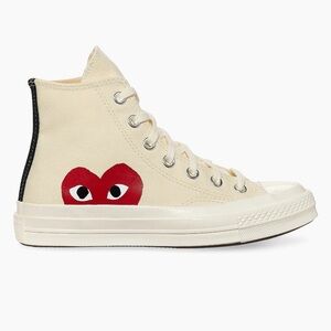 NEW IN BOX Converse Play Comme des Garçons Red Heart Box.  Unisex
